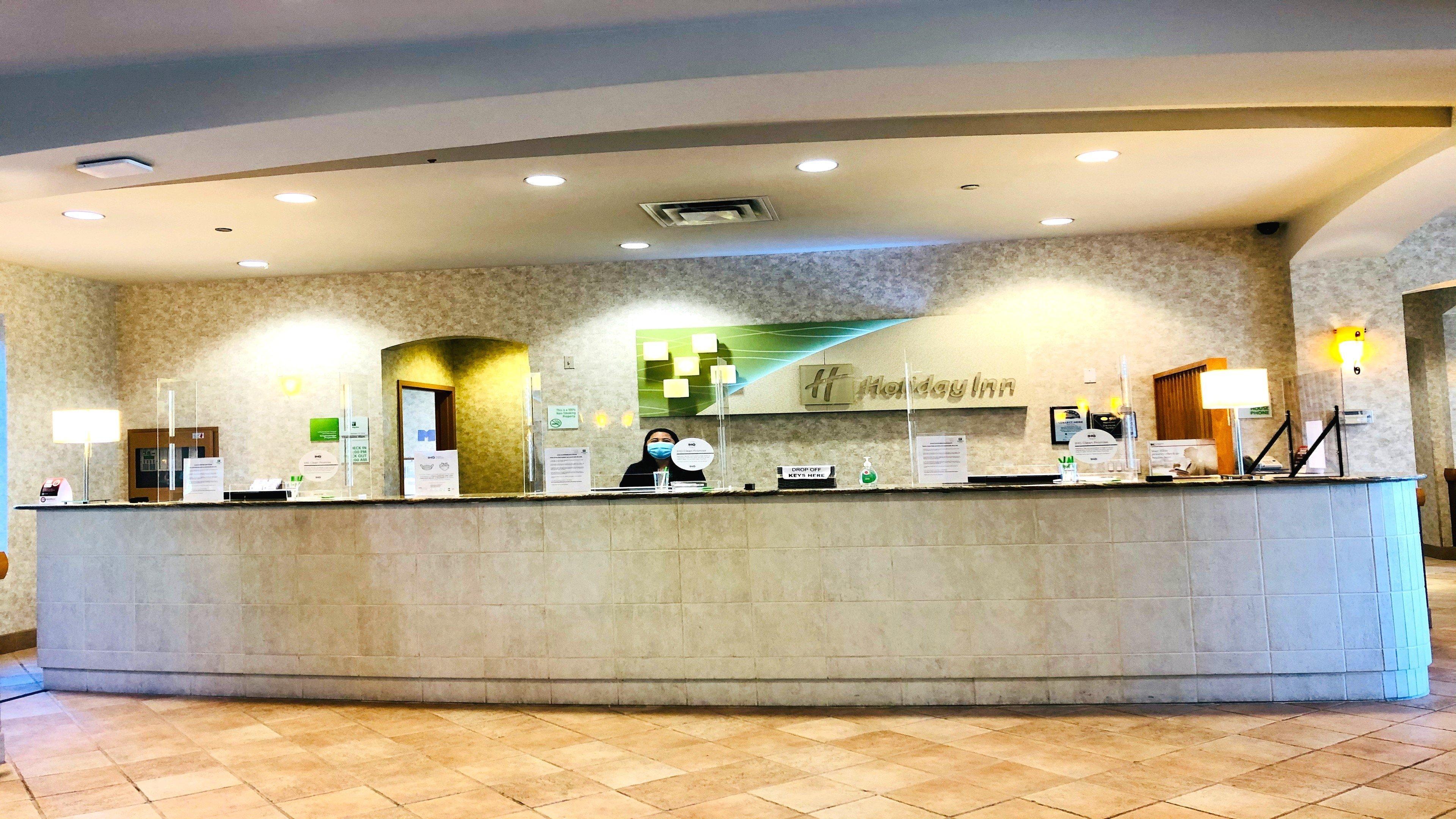 Holiday Inn & Suites North Vancouver By Ihg Exterior photo