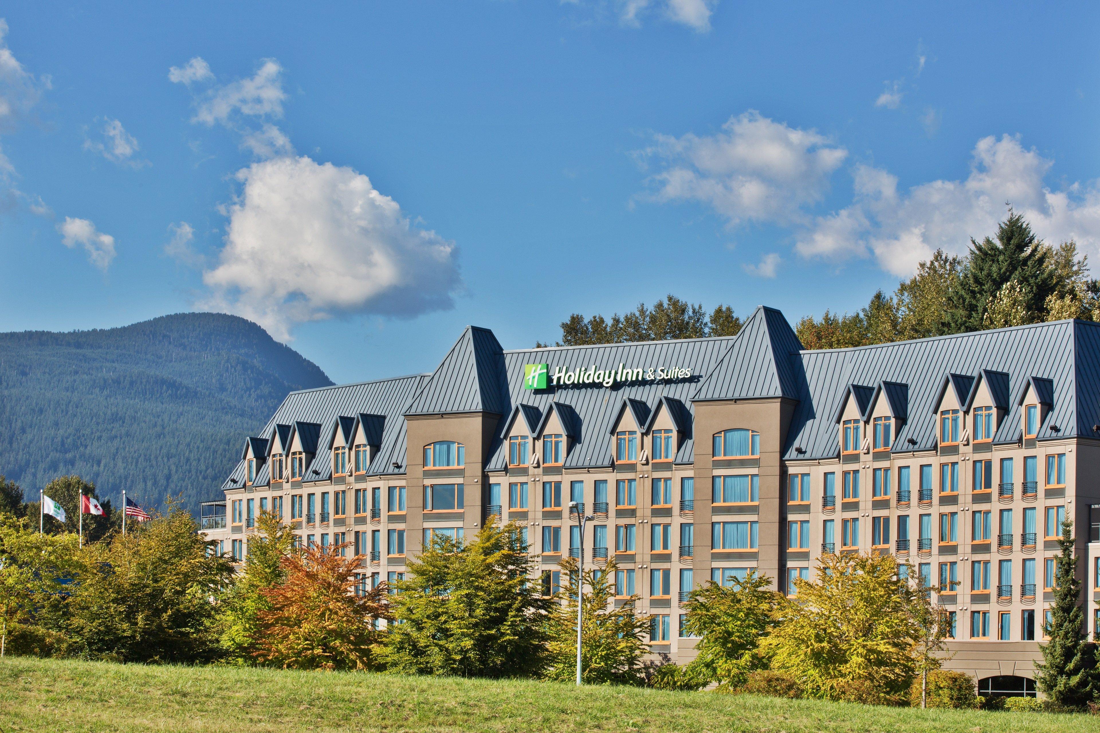 Holiday Inn & Suites North Vancouver By Ihg Exterior photo